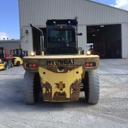 2017 Hyundai 250D-9 Pneumatic Tire Forklift