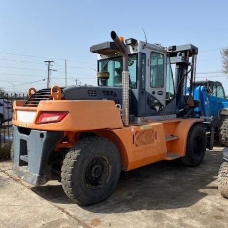 2016 Doosan D140S-7 Pneumatic Tire Forklift
