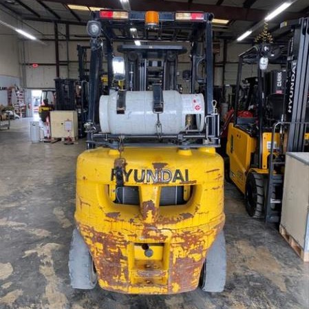 2018 Hyundai 25L-7A Pneumatic Tire Forklift