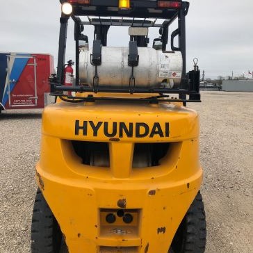 2018 Hyundai 40L-7A Pneumatic Tire Forklift