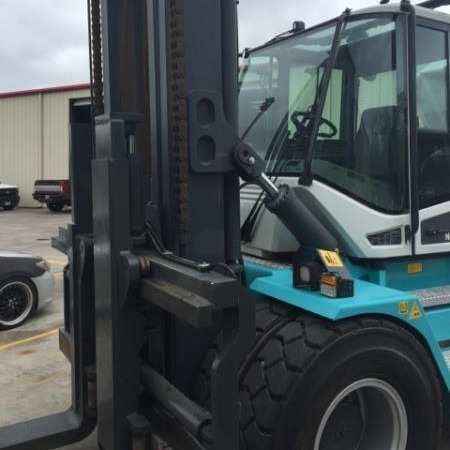 2015 Konecranes SMV16-1200C Pneumatic Tire Forklift