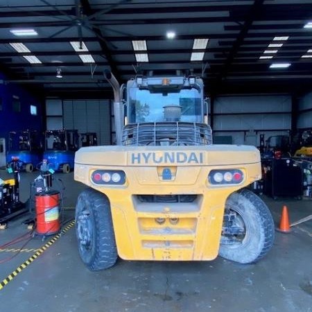 2019 Hyundai 160D-9 Pneumatic Tire Forklift