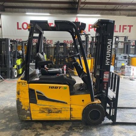 2019 Hyundai 18BT-9 Electric Forklift