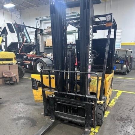 2019 Hyundai 20BT-9 Electric Forklift