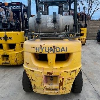 2017 Hyundai 25L-7A Pneumatic Tire Forklift