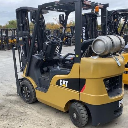 2019 CAT 2C5000 Cushion Tire Forklift