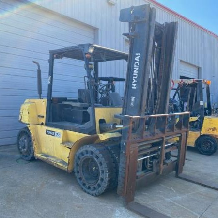 2010 Hyundai 70DS-7E Pneumatic Tire Forklift