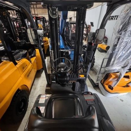 2017 Toyota 8FBES15U Electric Forklift