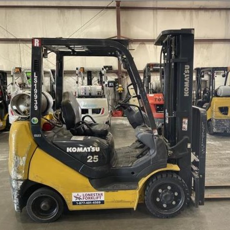 2016 Komatsu FG25ST-16 Pneumatic Tire Forklift