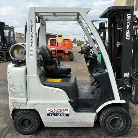 2017 UNICARRIERS MAP1F2A25LV Pneumatic Tire Forklift