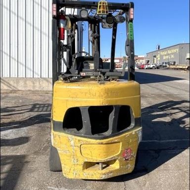 2009 Yale GLC070VXNGSE088 Pneumatic Tire Forklift