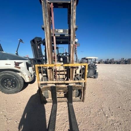 2012 TCM FD40T2 Pneumatic Tire Forklift