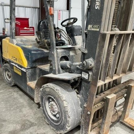 2013 TCM FD40-A1 Pneumatic Tire Forklift