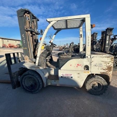 2014 TCM FD45-A1 Pneumatic Tire Forklift