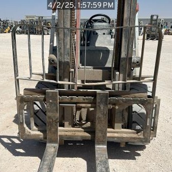 2014 TCM FD40-A1 Pneumatic Tire Forklift
