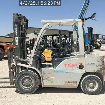 2014 TCM FD40-A1 Pneumatic Tire Forklift