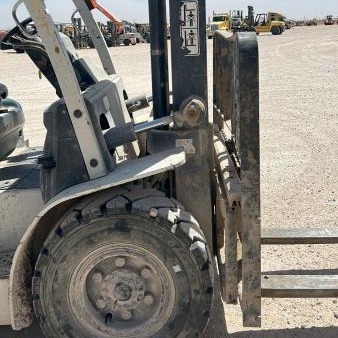 2014 TCM FD40-A1 Pneumatic Tire Forklift
