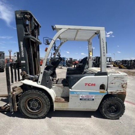 2014 TCM FD40-A1 Pneumatic Tire Forklift