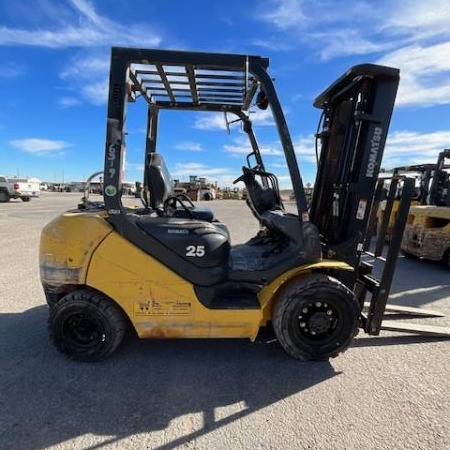 2014 Komatsu FG25T-16 Pneumatic Tire Forklift