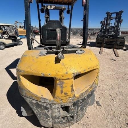 2016 Komatsu FG25T-16 Pneumatic Tire Forklift