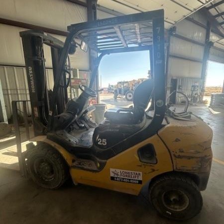 2018 Komatsu FG25T-16 Pneumatic Tire Forklift
