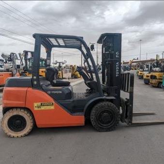 2015 Toyota 8FD35U Pneumatic Tire Forklift