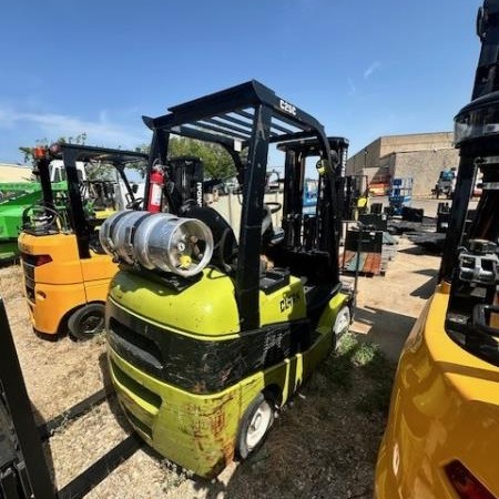 2018 Clark C25CL Cushion Tire Forklift