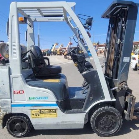 1900 UNICARRIERS MCP1F2A25LV Cushion Tire Forklift