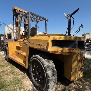 1998 CAT DP150 Pneumatic Tire Forklift