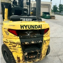 2017 Hyundai 40D-9 Pneumatic Tire Forklift