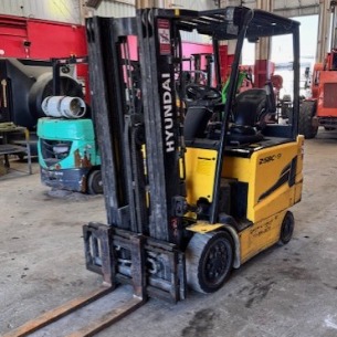 2017 Hyundai 25BC-9 Electric Forklift