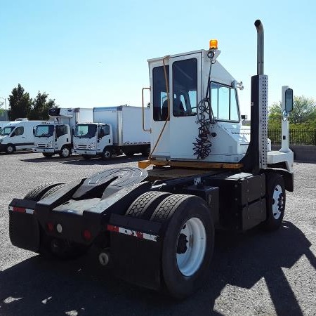 2014 Ottawa 4X2 DOT Terminal Tractor/Yard Spotter