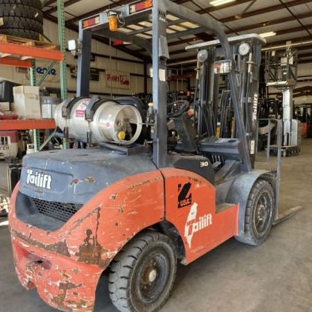 2017 Tailift ZFG30P Pneumatic Tire Forklift