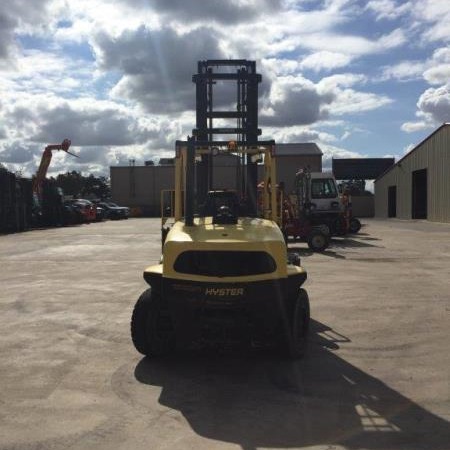 2011 Hyster H155FT Pneumatic Tire Forklift