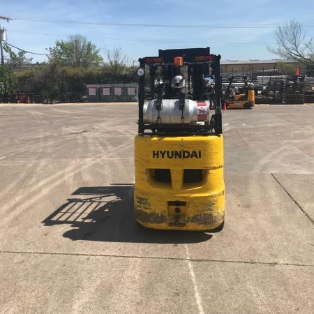 2015 Hyundai 30LC-7A Cushion Tire Forklift