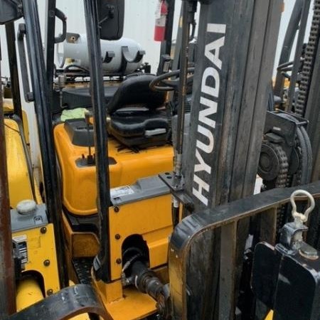 2018 Hyundai 30LC-7A Cushion Tire Forklift