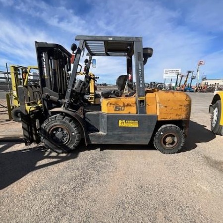 2010 TCM FD50T2 Pneumatic Tire Forklift