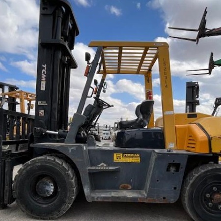 2013 TCM FD70-2 Pneumatic Tire Forklift