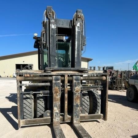 2013 HOIST P360 Pneumatic Tire Forklift