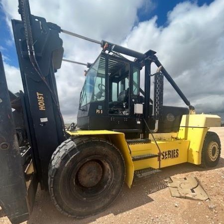 2012 HOIST P520 Pneumatic Tire Forklift