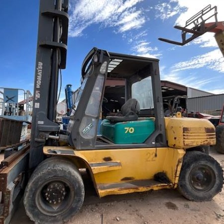 2006 Komatsu FG70T-8 Pneumatic Tire Forklift