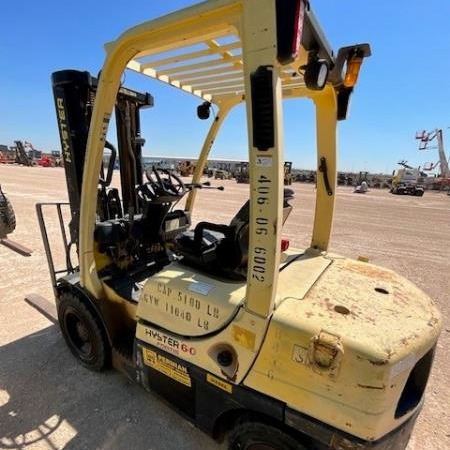 2006 Hyster H60FT Pneumatic Tire Forklift