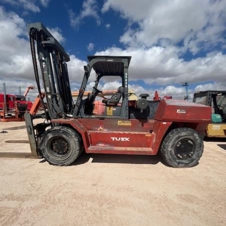 2008 TUSK 3500PD-8 Pneumatic Tire Forklift